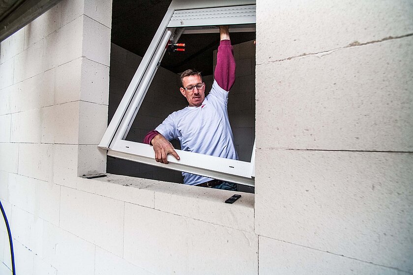 Fenster sind die größte Schwachstelle beim Einbruchschutz und sollten daher gut gesichert werden.